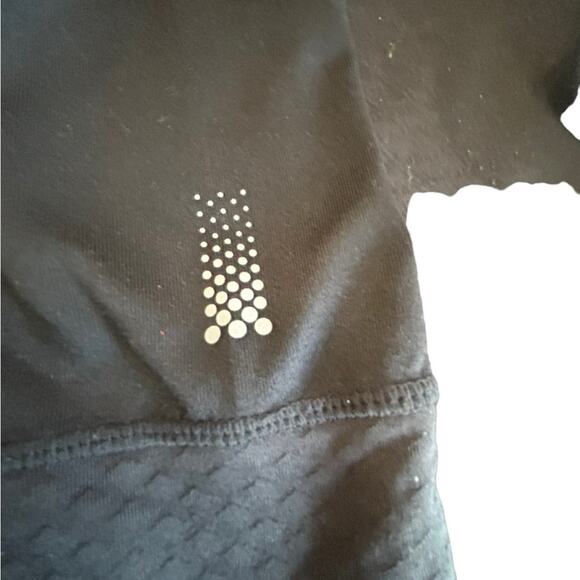 Athleta Longsleeve Heatzone Running Shirt -  Size L - Picture 5 of 11